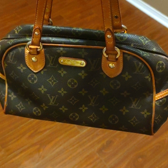 Authentic Louis Vitton Handbag - Picture 1 of 13